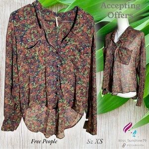 Free People - Sz XS - hi low oversized flowy pattern transparent crop shirt
